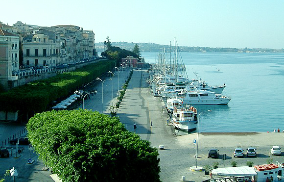 Siracusa - 
	Marina e Foro Vittorio Emanuele II